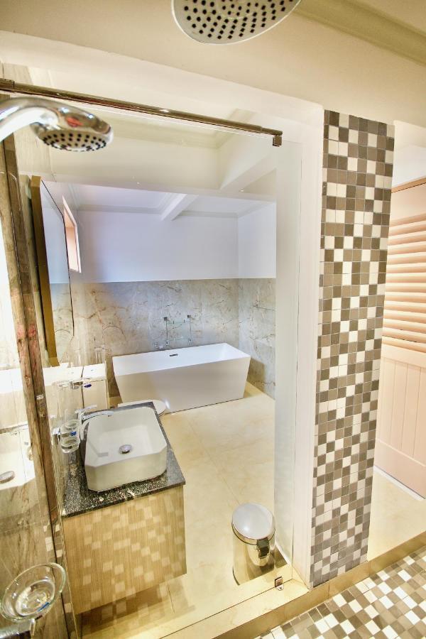Sea Splash Self Catering And La Petite Maison Grand Anse  Eksteriør billede