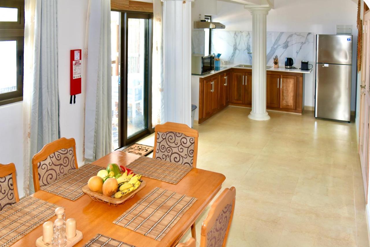 Sea Splash Self Catering And La Petite Maison Grand Anse  Eksteriør billede