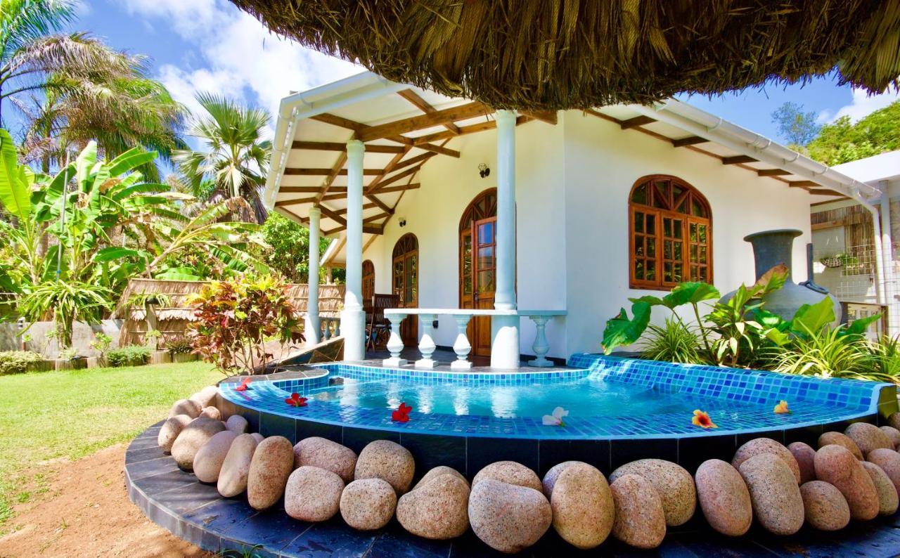 Sea Splash Self Catering And La Petite Maison Grand Anse  Eksteriør billede