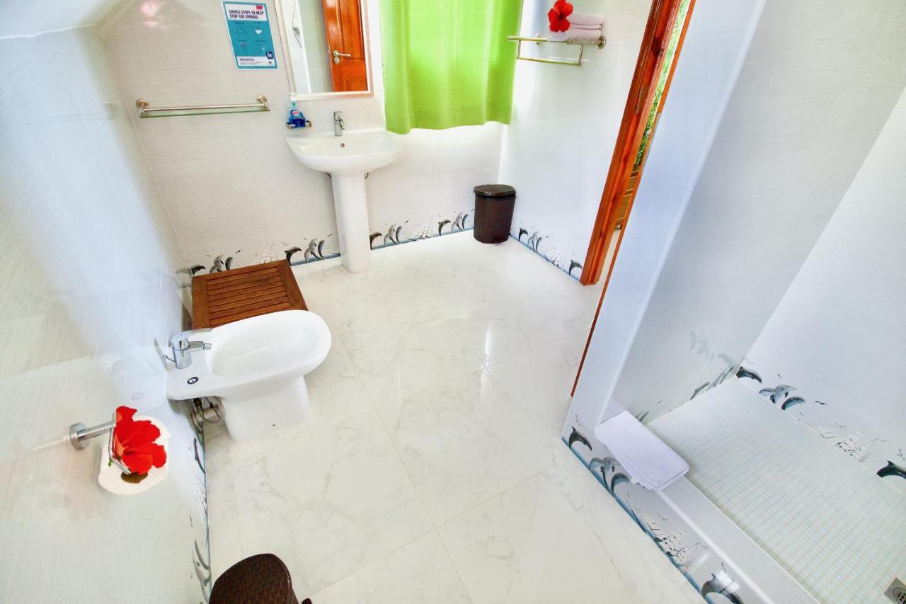 Sea Splash Self Catering And La Petite Maison Grand Anse  Eksteriør billede