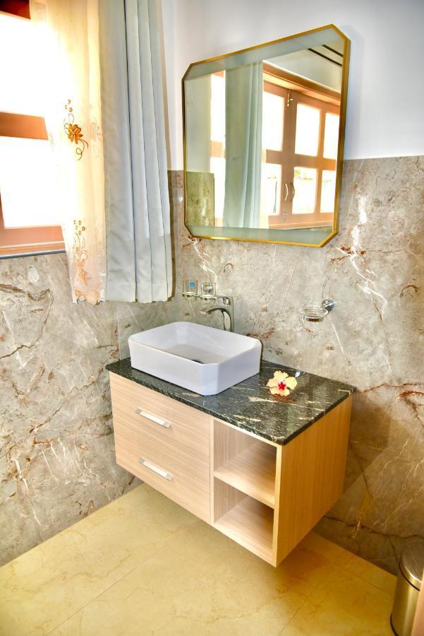 Sea Splash Self Catering And La Petite Maison Grand Anse  Eksteriør billede